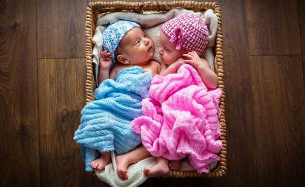 К чему снятся близнецы: значение снов с маленькими и взрослыми двойняшками, толкование по сонникам