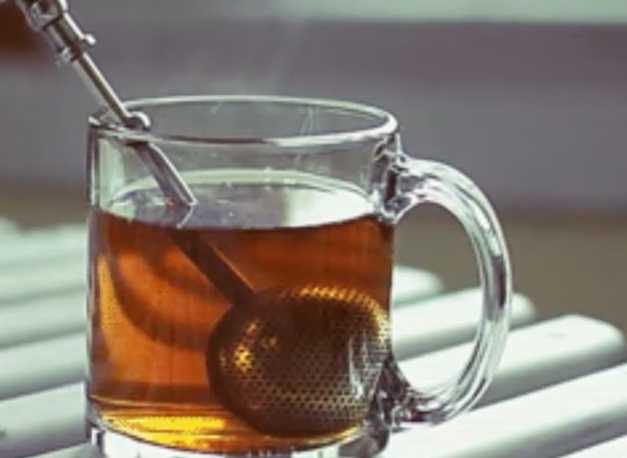 Приметы про чай: пролить, оставлять недопитый, разбавлять холодной водой