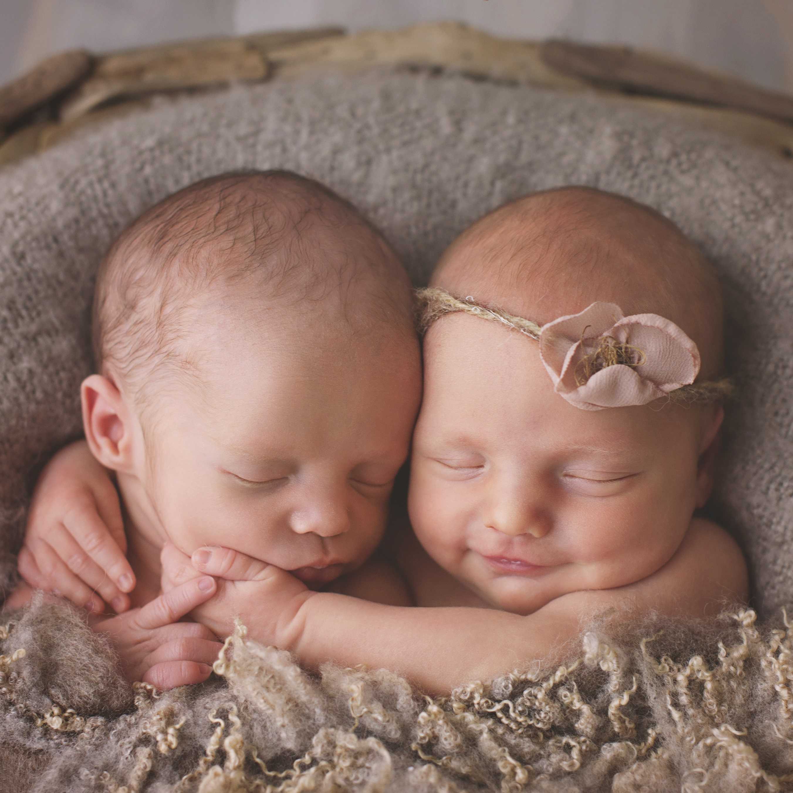 Сонник двойня: к чему снится и что означает сон про двойняшек
